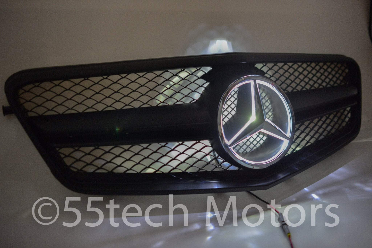 Mercedes Benz W212 E-Class 1 Fin Style Grille with Illuminated LED light Star - 55tech Motors