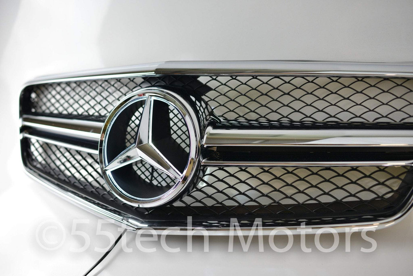 Mercedes Benz W212 E-Class 1 Fin Style Grille with Illuminated LED light Star - 55tech Motors