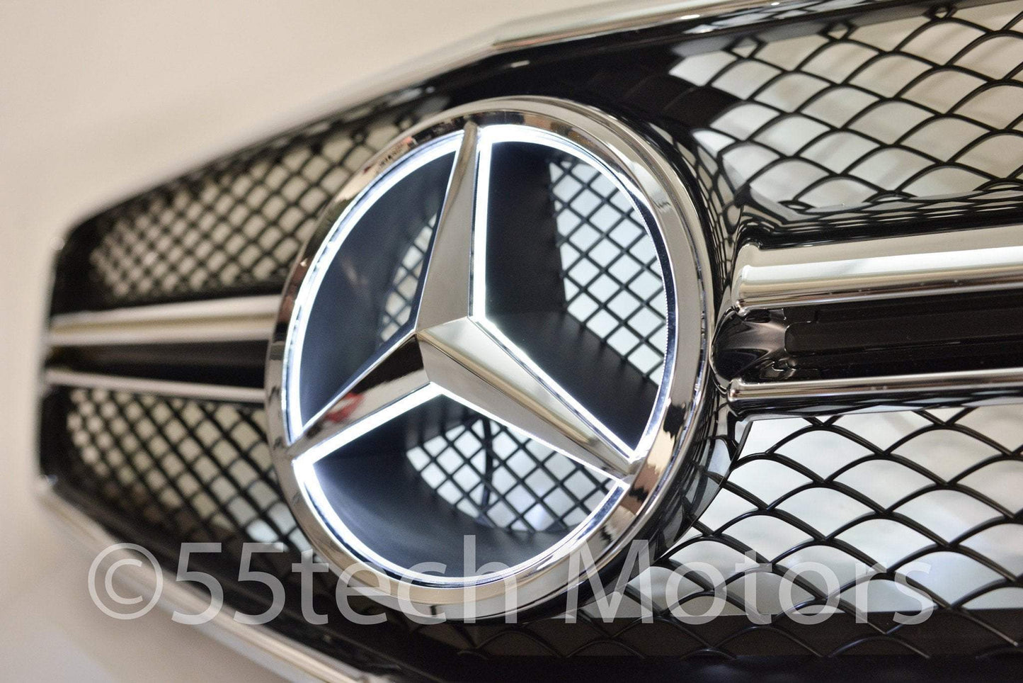 Mercedes Benz W212 E-Class 1 Fin Style Grille with Illuminated LED light Star - 55tech Motors