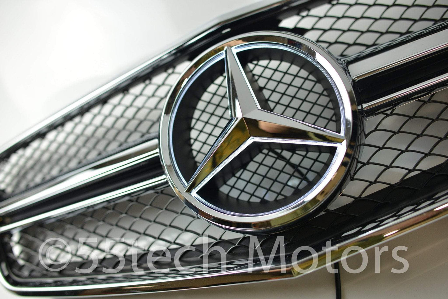 Mercedes Benz W212 E-Class 1 Fin Style Grille with Illuminated LED light Star - 55tech Motors