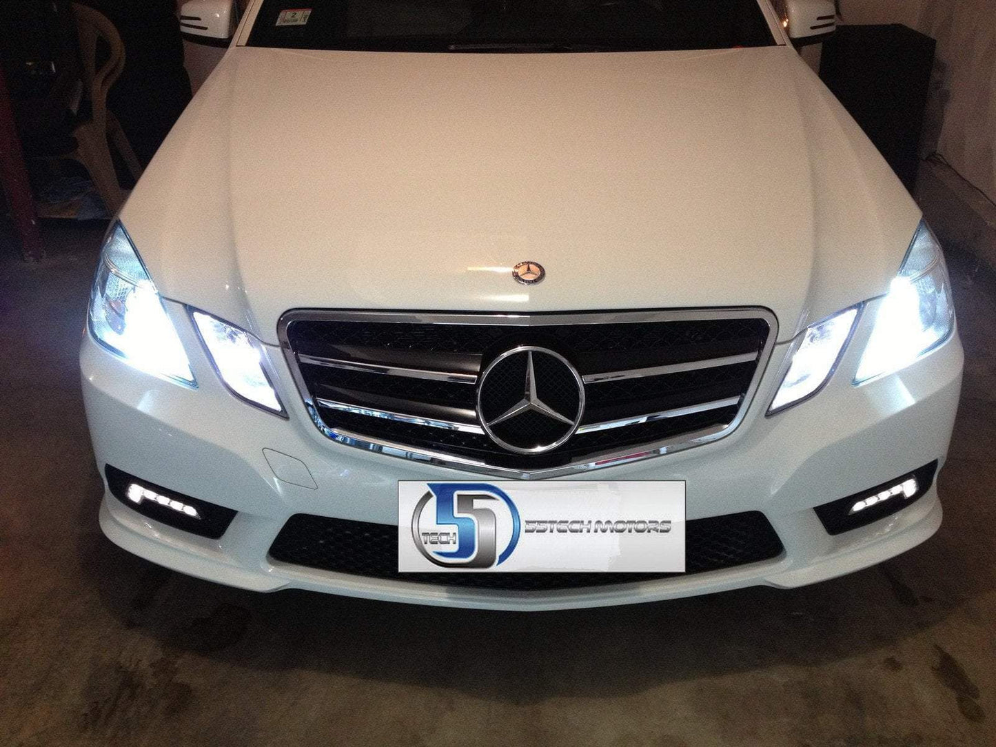 Mercedes Benz W212 E-Class Grill with Thinner Outer Chrome Frame - 55tech Motors