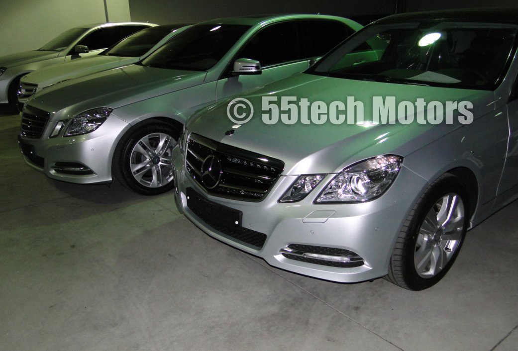 Mercedes Benz W212 E-Class Grille 2 Fin with LED Illuminated Star - 55tech Motors