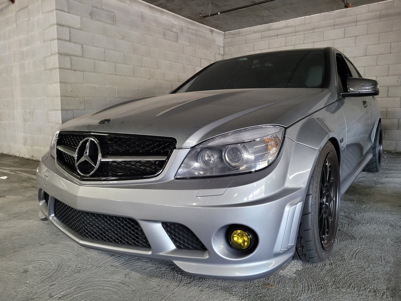 Mercedes Benz W204 C63 AMG Grille 2008~2011 (C63 AMG ONLY)