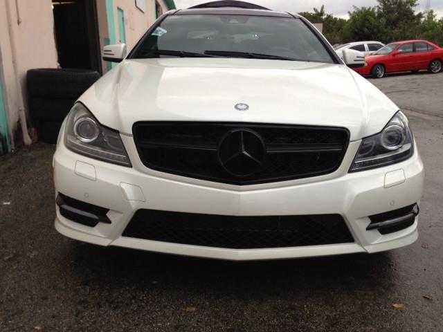 Mercedes Benz W204 2008~2011 C-Class 2012-C63 AMG Style Grille-NEW TYPE - 55tech Motors
