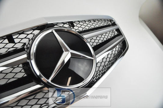 Mercedes Benz W212 E-Class Grille ( FOR DISTRONIC) - 55tech Motors